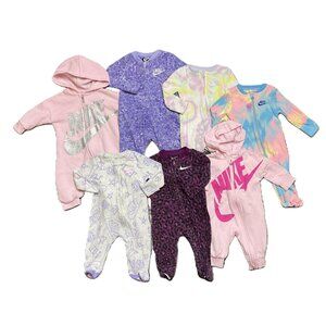 Nike 7 Piece Lot, Size 3 Months  EUC